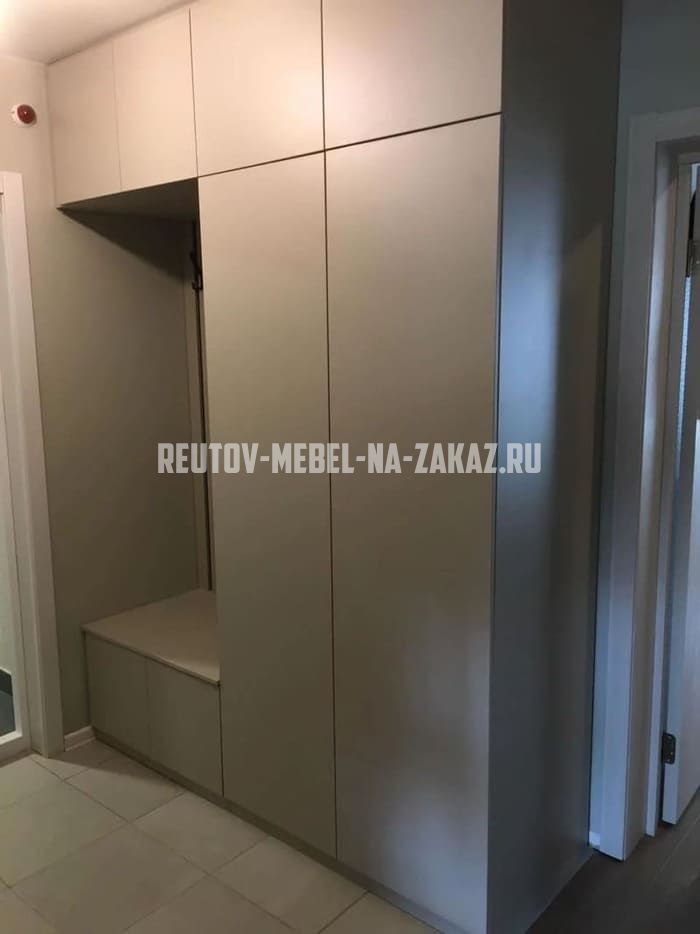 Офисная мебель на заказ в Реутове