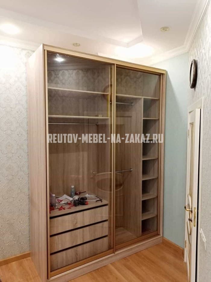 Офисная мебель на заказ в Реутове