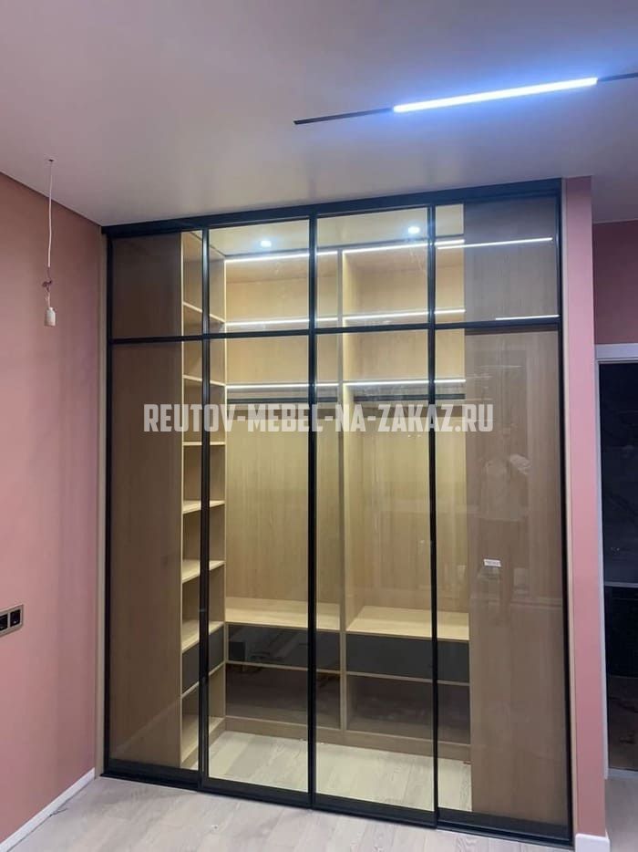 Офисная мебель на заказ в Реутове